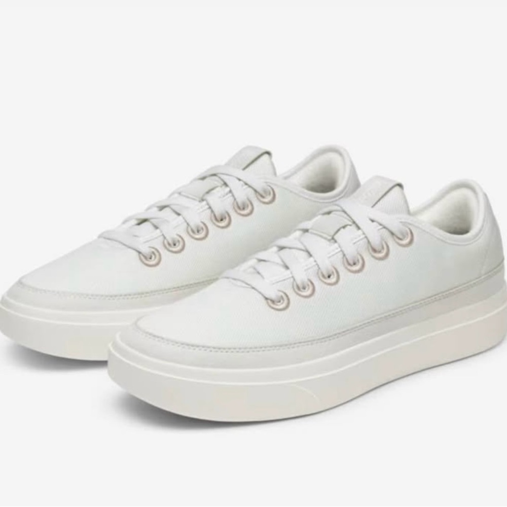 Allbirds women’s canvas sneakers white size 9